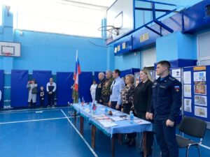 Школьный конкурс «Смотр строя и песни»