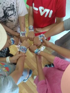  🇷🇺🎨 Шестой день в пришкольном лагере: с любовью к России! 🇷🇺🎨