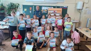 Одиннадцатый день в пришкольном лагере: Безопасность, творчество, любовь к природе и танцы! 🌳💃🕺