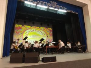  🇷🇺🎨 Шестой день в пришкольном лагере: с любовью к России! 🇷🇺🎨