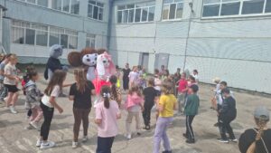 Одиннадцатый день в пришкольном лагере: Безопасность, творчество, любовь к природе и танцы! 🌳💃🕺