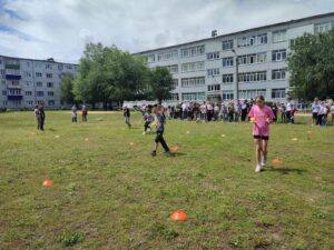 Семнадцатый день в пришкольном лагере: Энергия, веселье и любимые мультфильмы! 🤸‍♀️🎉🎬