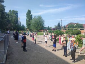 🎨📚 Четвертый день в пришкольном лагере: по дорогам сказок! 📚🎨