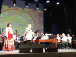  🇷🇺🎨 Шестой день в пришкольном лагере: с любовью к России! 🇷🇺🎨