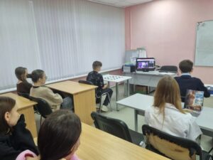 Ученики 6-11 классов погружались в историю со Сбер-уроками