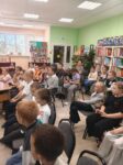 2 «А» и 2 «Б» классов вместо уроков отправились в детскую библиотеку №14 на фольклорные посиделки «По дорогам сказок»